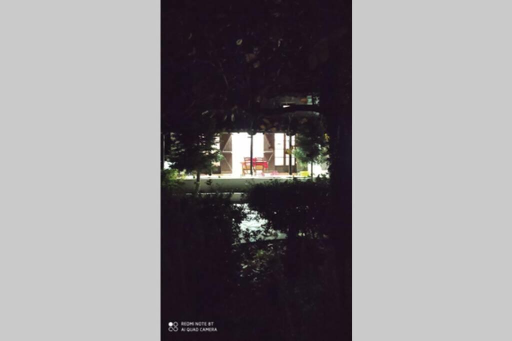 Villa Αρχοντικο Στουσ Προποδεσ Του Ορουσ Διρφυσ Loutsa  Exterior foto