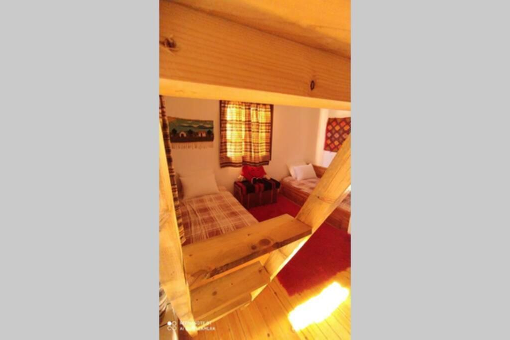 Villa Αρχοντικο Στουσ Προποδεσ Του Ορουσ Διρφυσ Loutsa  Exterior foto